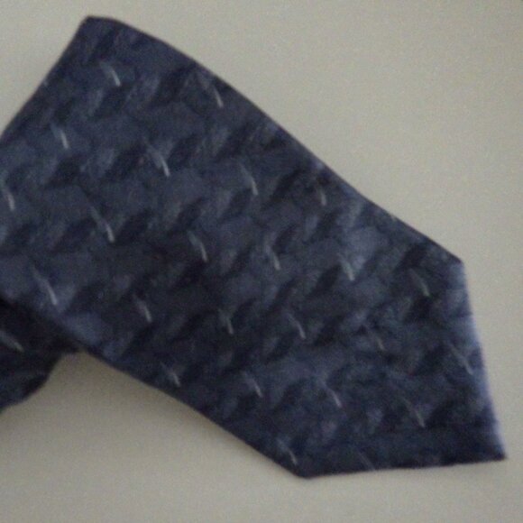 Zylos Gold George Machado Mens Necktie Blue Silver Geometric Silk 4" X 59" Class - Picture 1 of 5